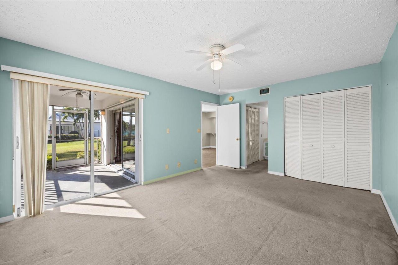 806 SE Central Parkway, Unit 6, Stuart, FL 34994 Photo