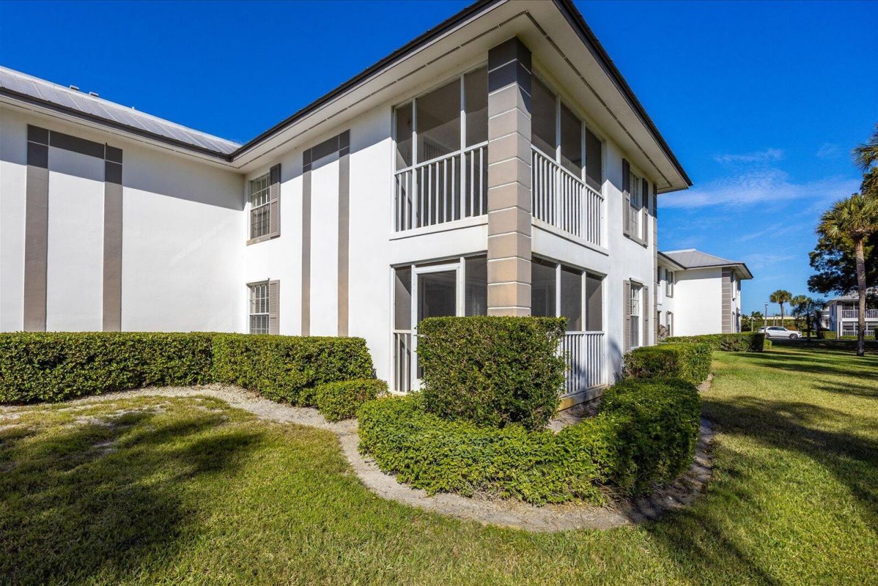 806 SE Central Parkway, Unit 6, Stuart, FL 34994 Photo