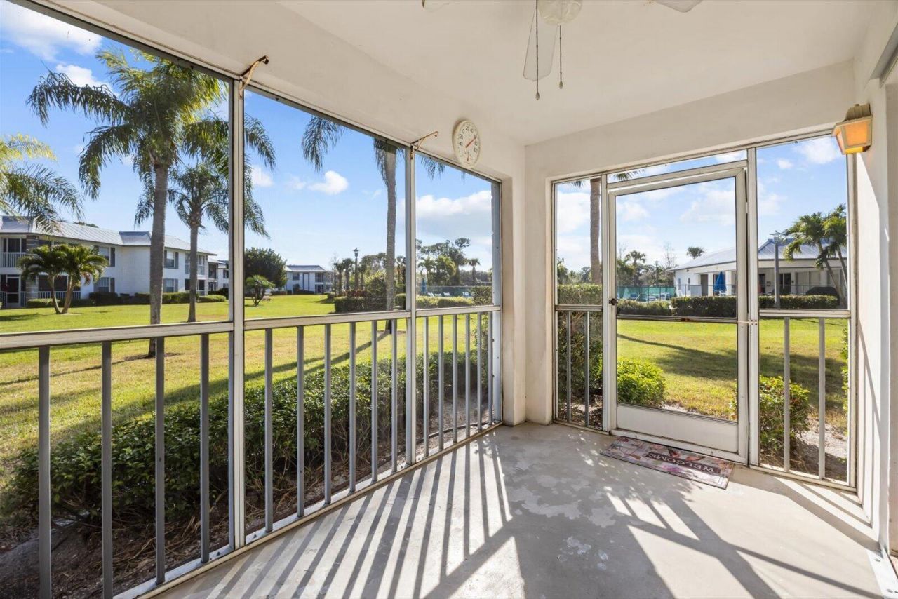 806 SE Central Parkway, Unit 6, Stuart, FL 34994 Photo