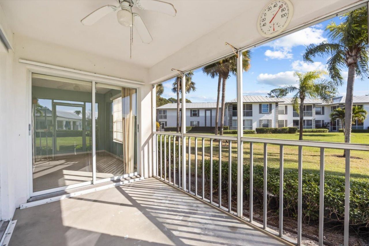 806 SE Central Parkway, Unit 6, Stuart, FL 34994 Photo