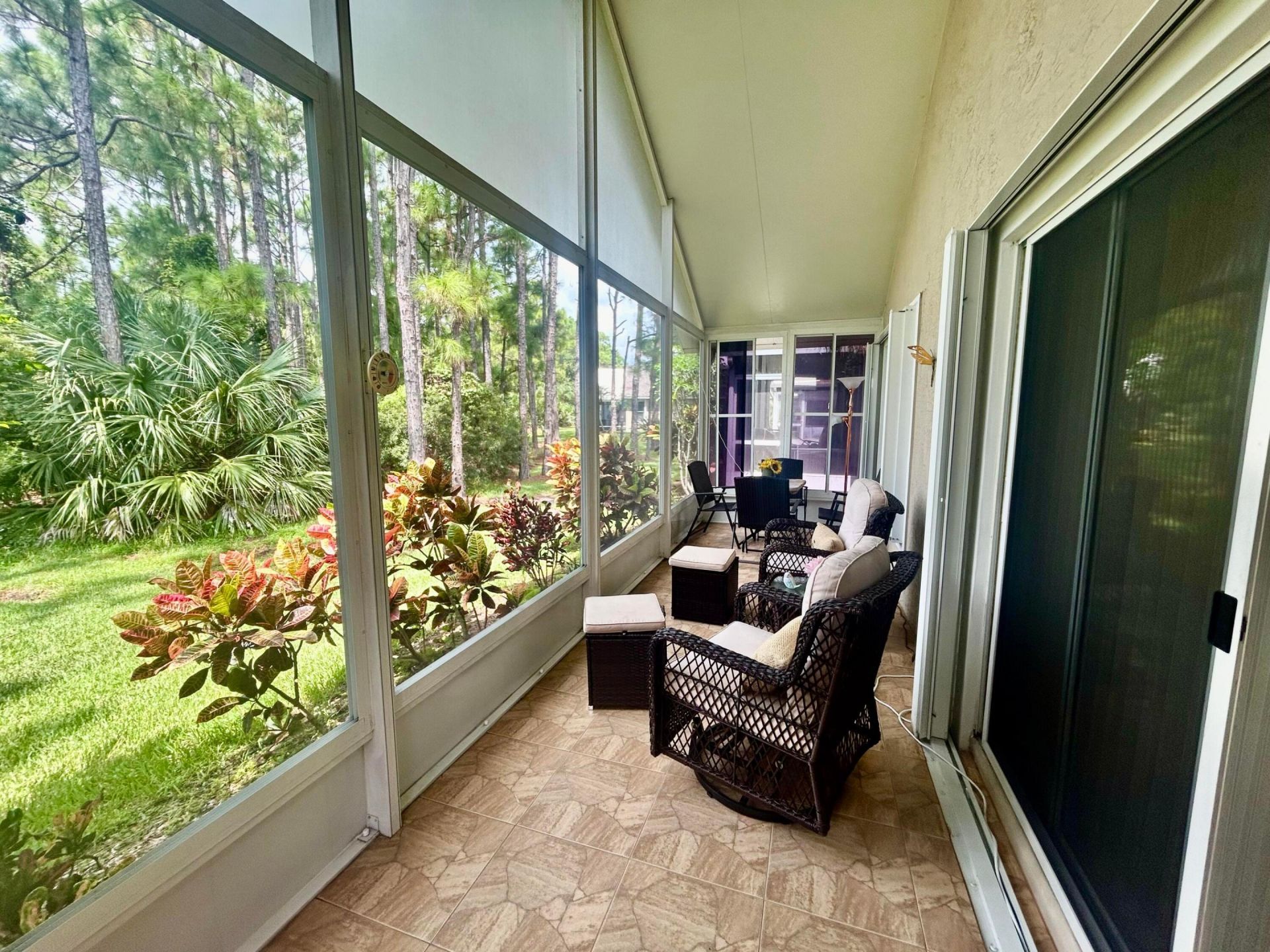 647 NW San Remo Circle, Port Saint Lucie, FL 34986 Photo