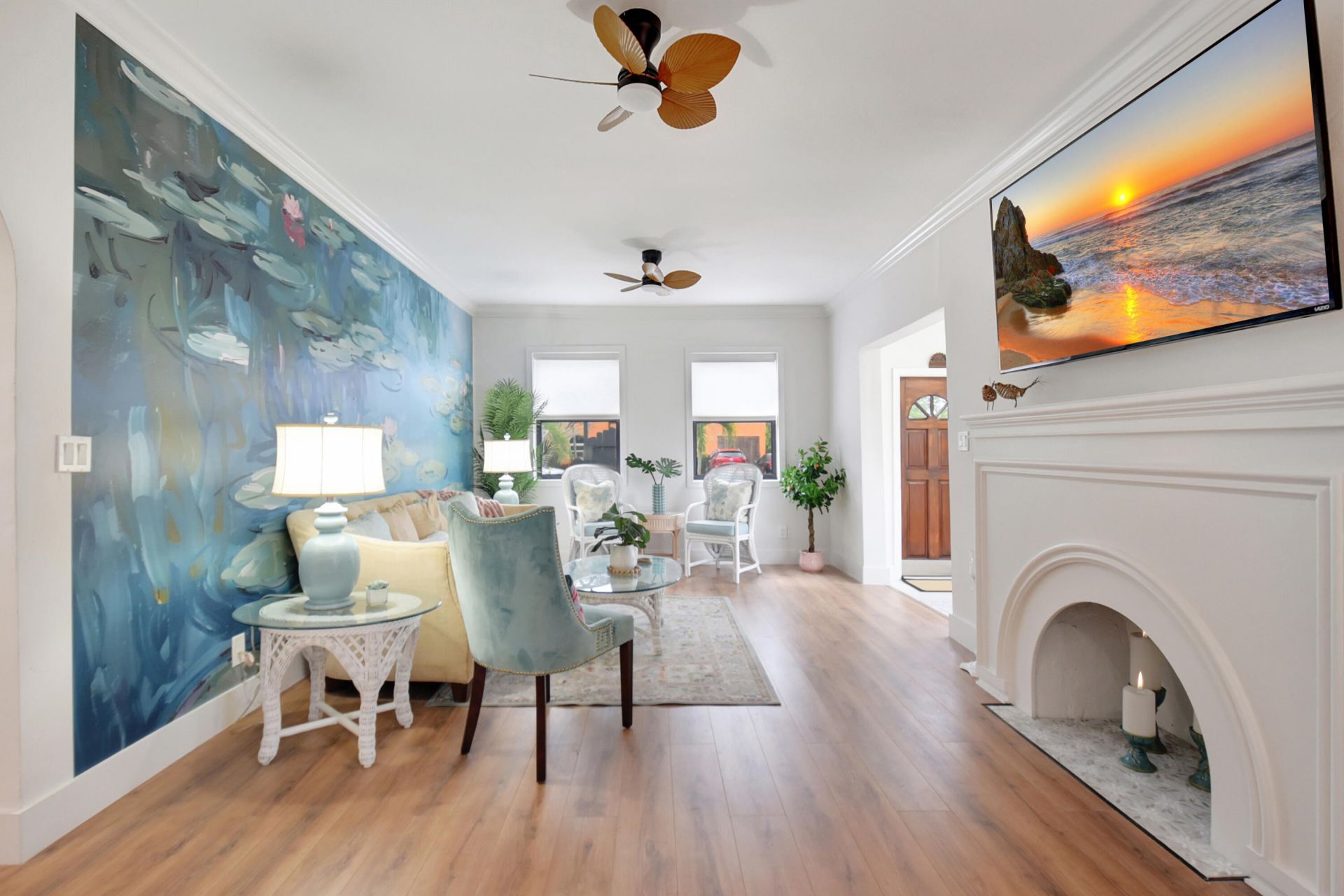 705 Colonial Road, West Palm Beach, FL 33405 Photo