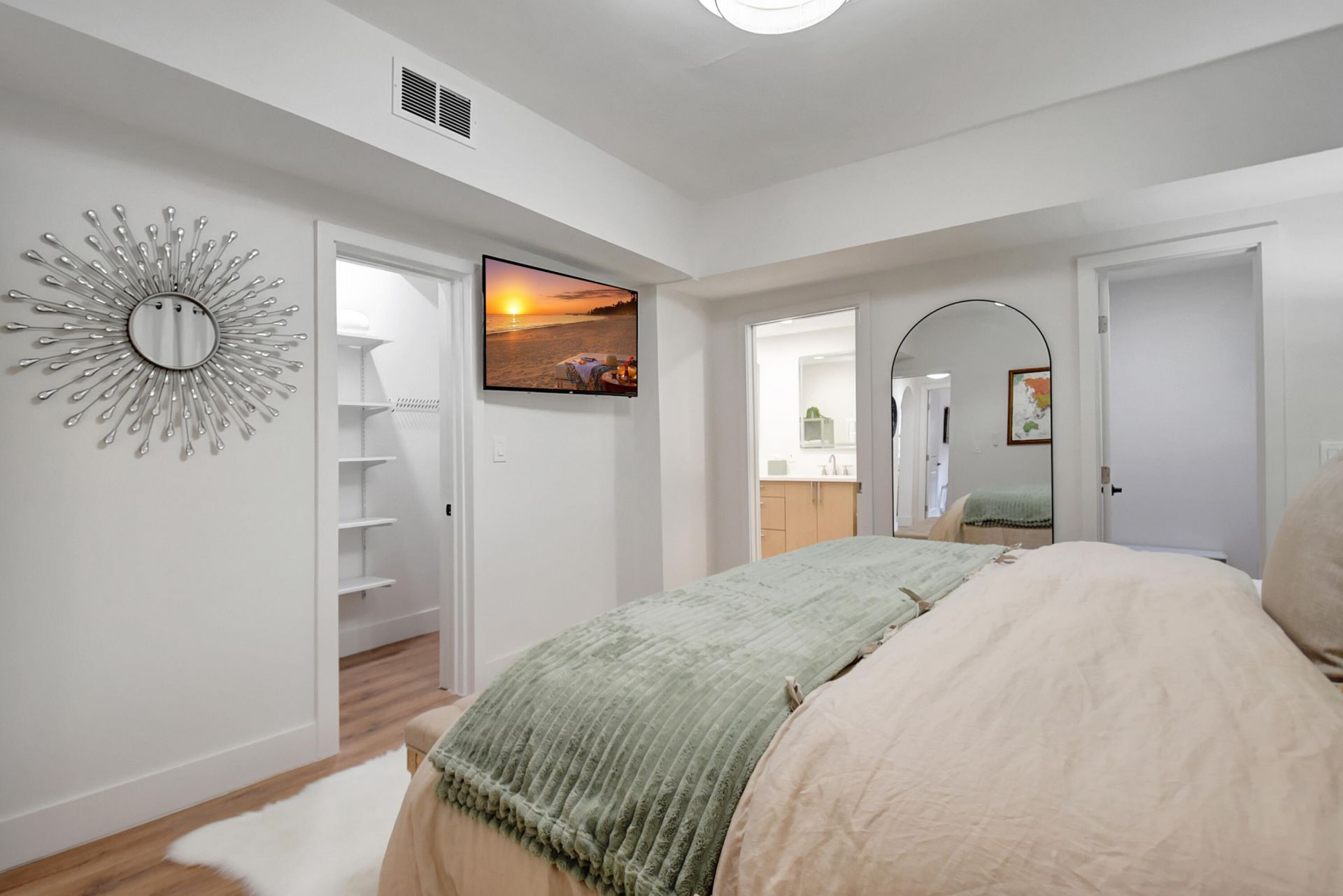 705 Colonial Road, West Palm Beach, FL 33405 Photo