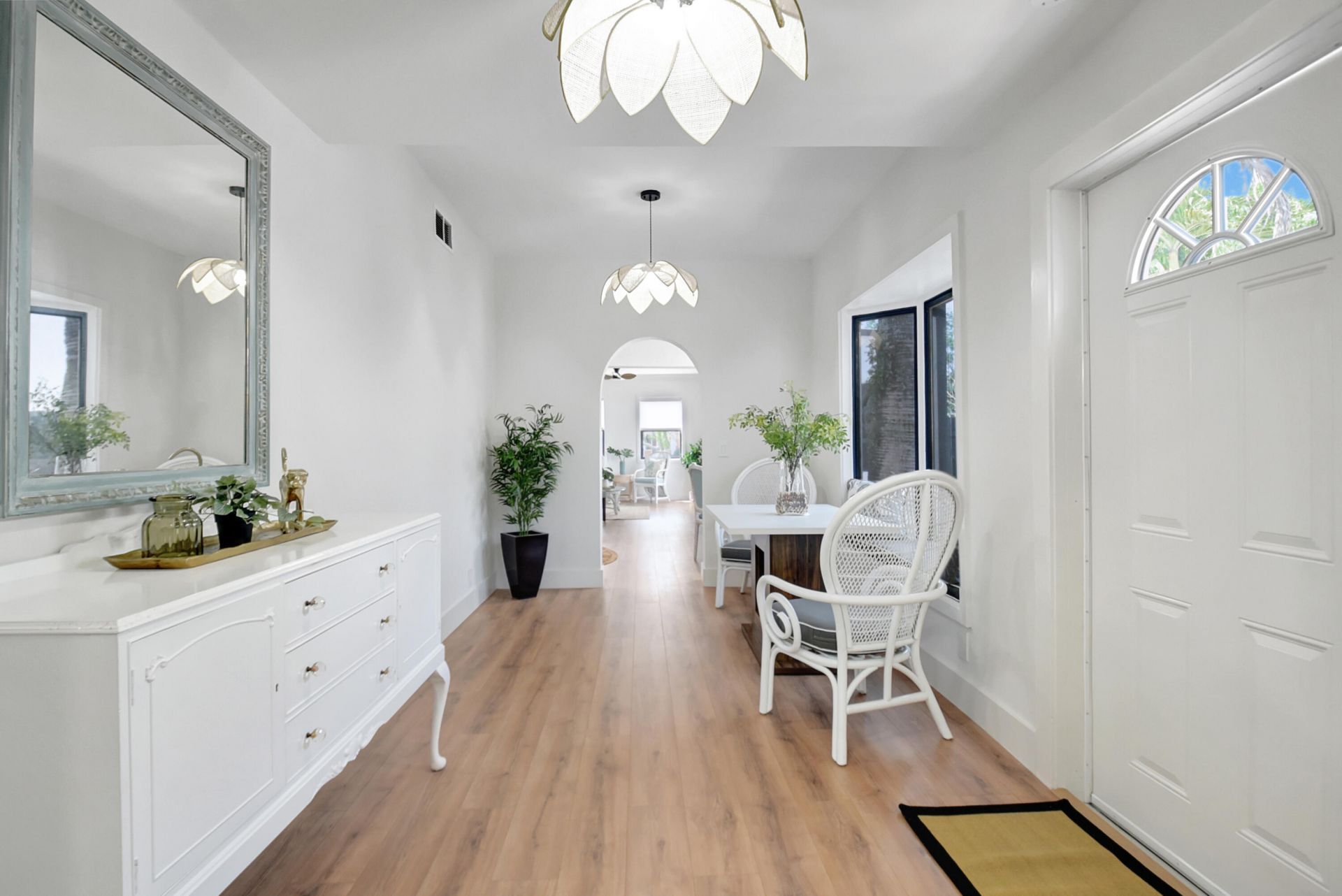 705 Colonial Road, West Palm Beach, FL 33405 Photo