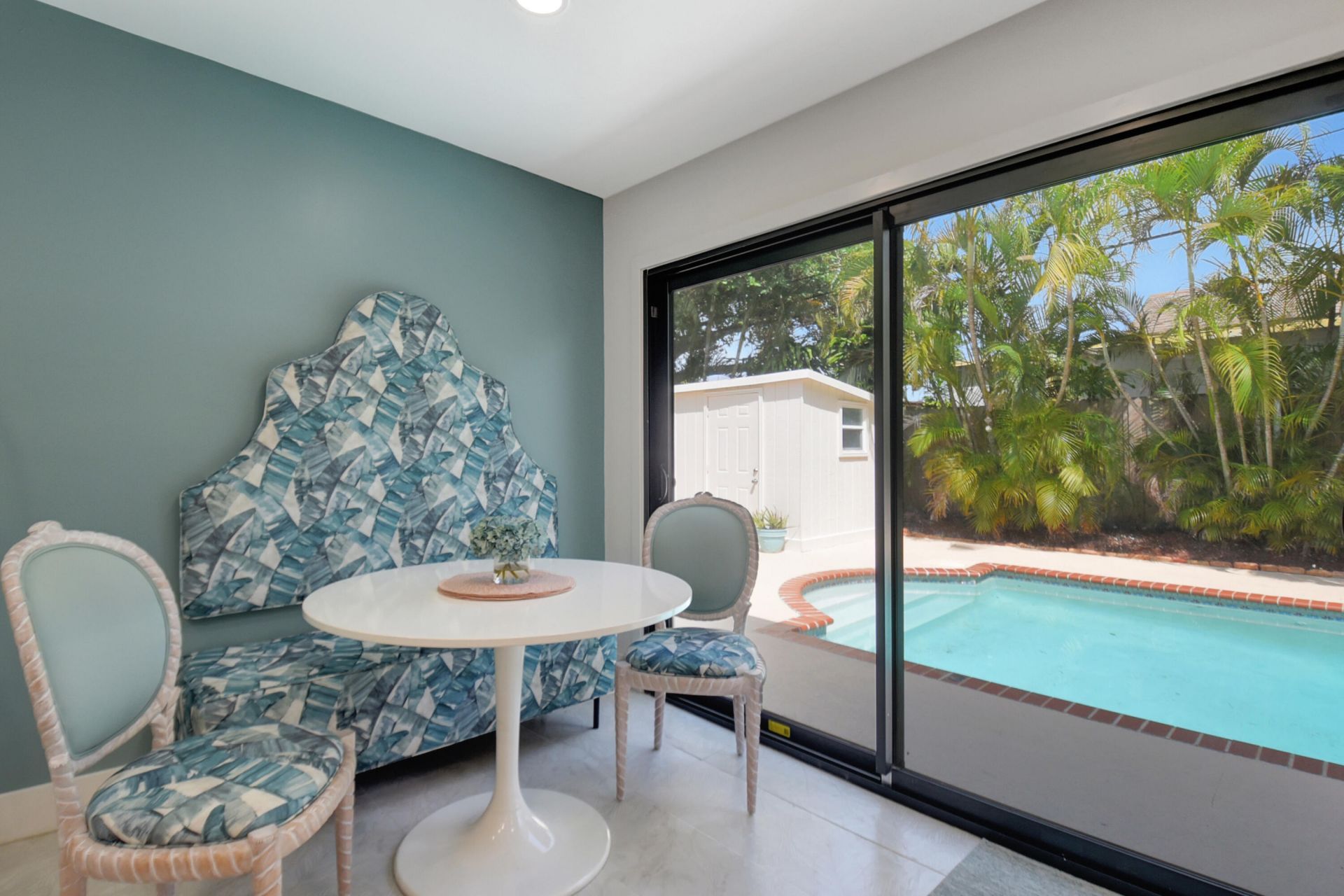 705 Colonial Road, West Palm Beach, FL 33405 Photo