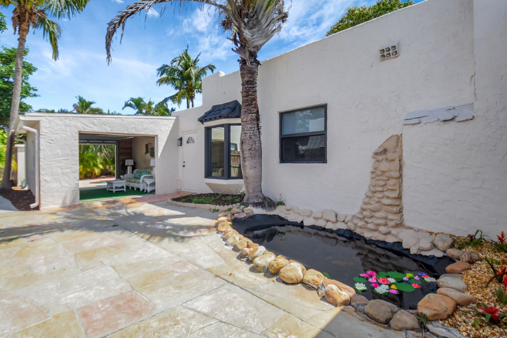 705 Colonial Road, West Palm Beach, FL 33405 Photo