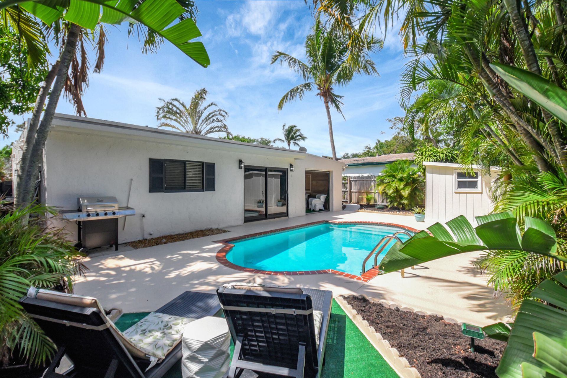 705 Colonial Road, West Palm Beach, FL 33405 Photo