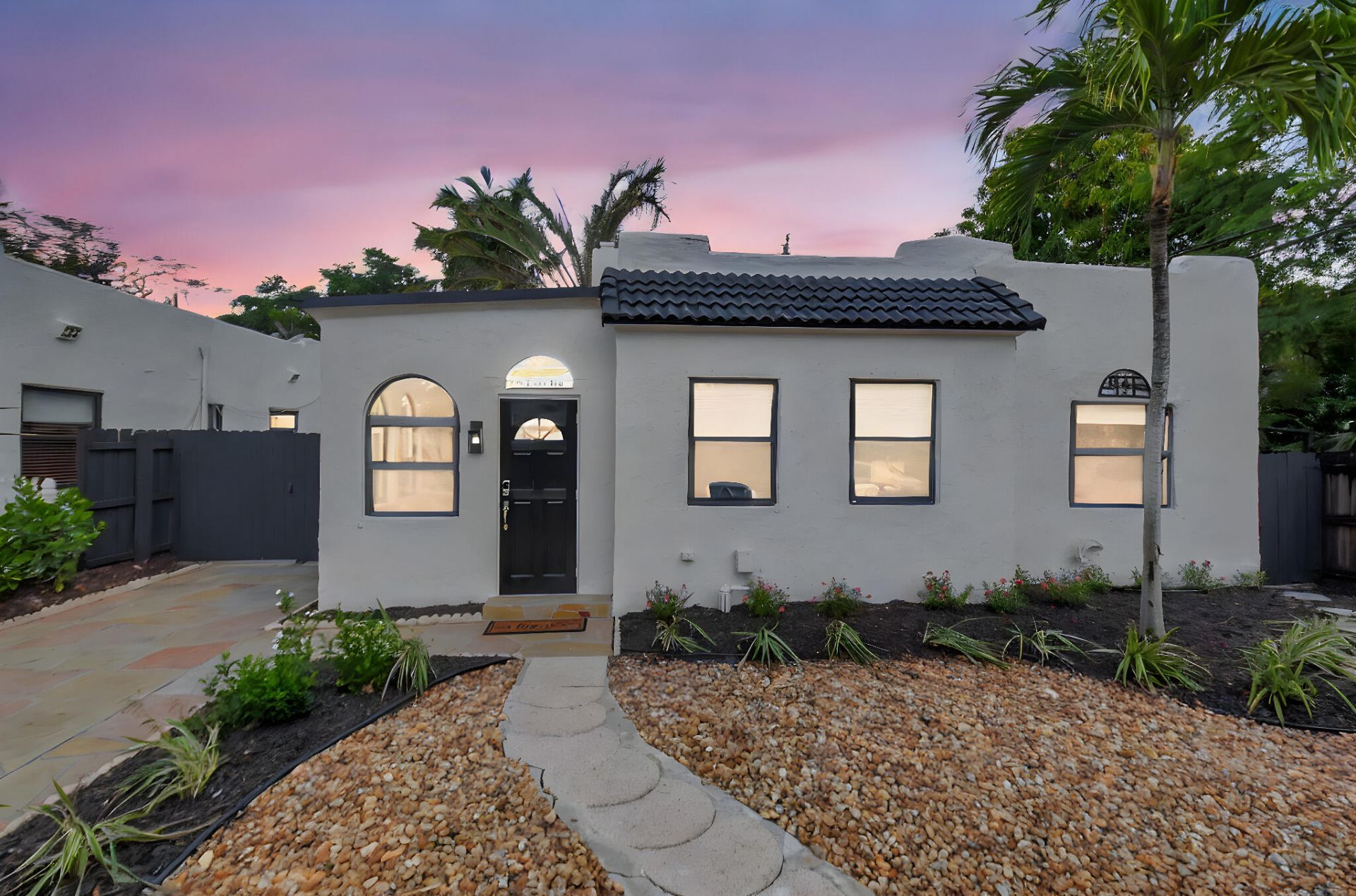 705 Colonial Road, West Palm Beach, FL 33405 Photo