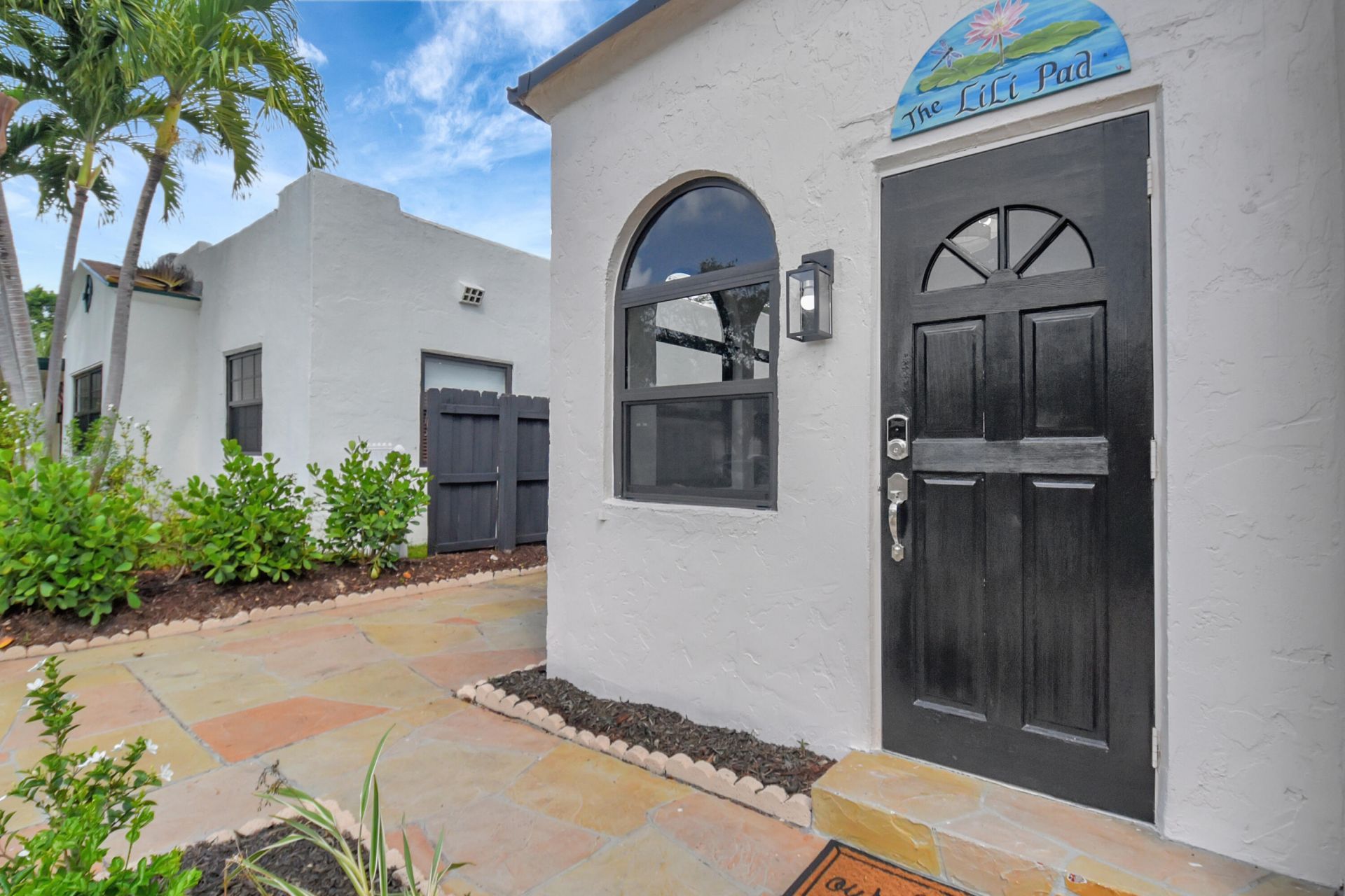 705 Colonial Road, West Palm Beach, FL 33405 Photo