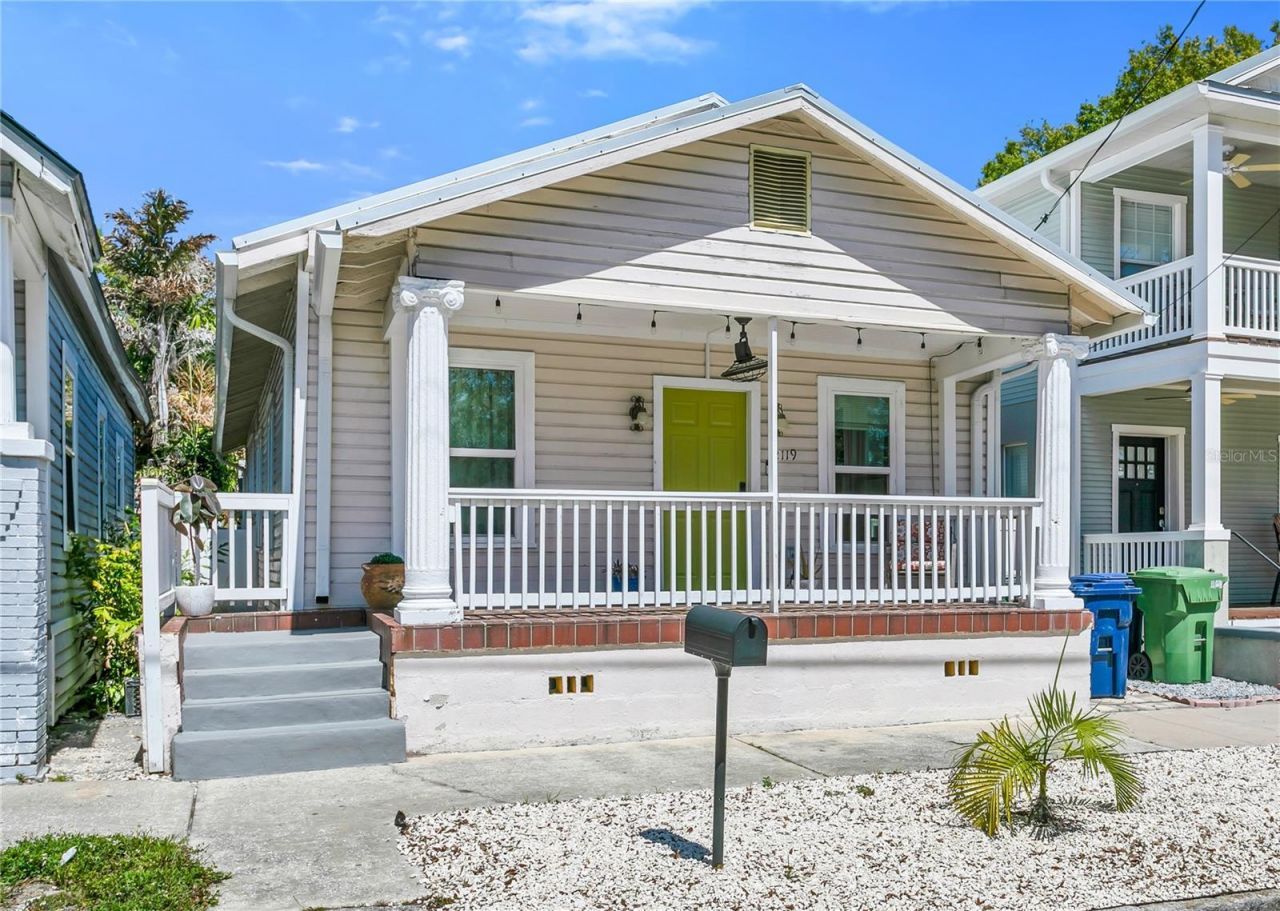 2119 W Spruce Street, Tampa, FL 33607 Main Photo
