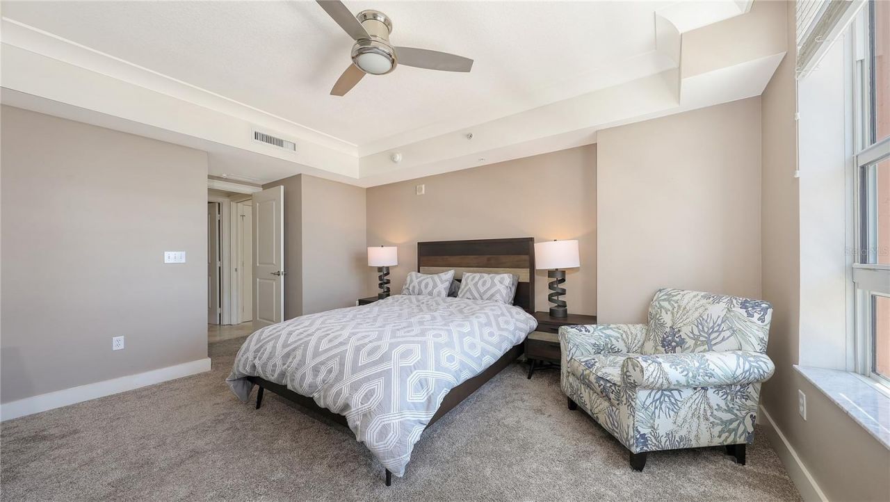 1350 Main Street, Unit 712, Sarasota, FL 34236 Photo