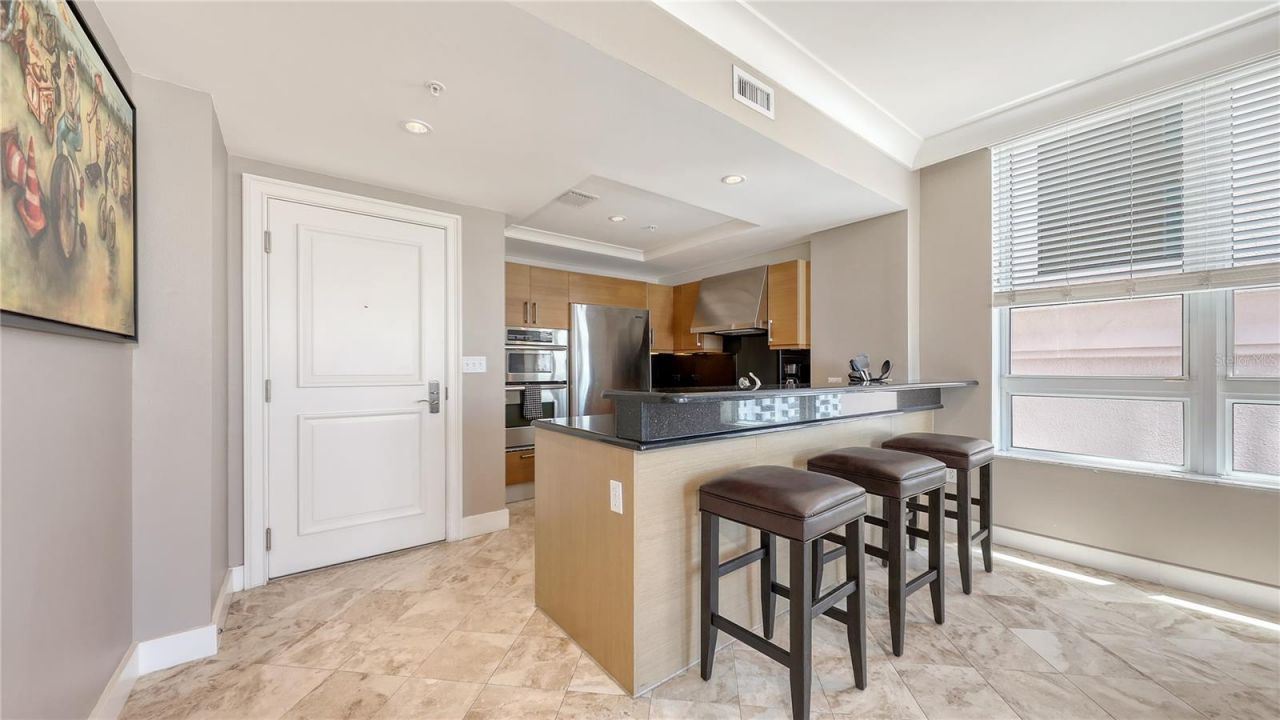 1350 Main Street, Unit 712, Sarasota, FL 34236 Photo