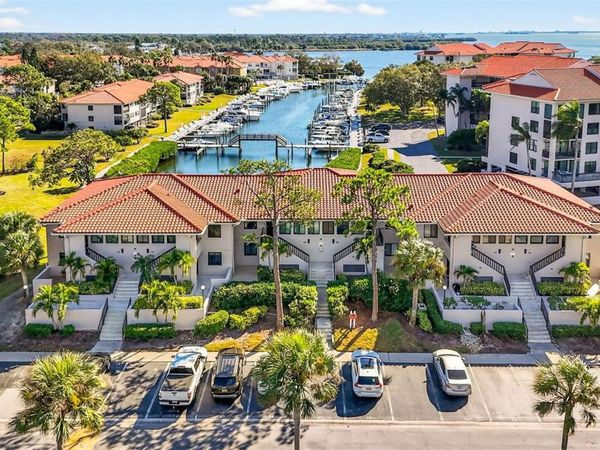 1805 MARINER DRIVE, Unit 52, TARPON SPRINGS, FL 34689