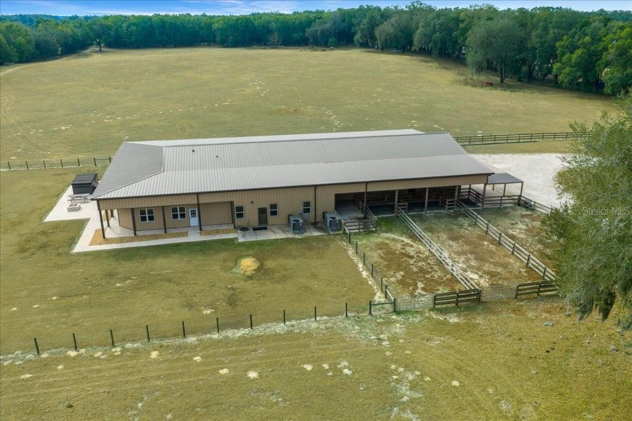 2051 SE 155th St, Summerfield, FL 34491 Photo