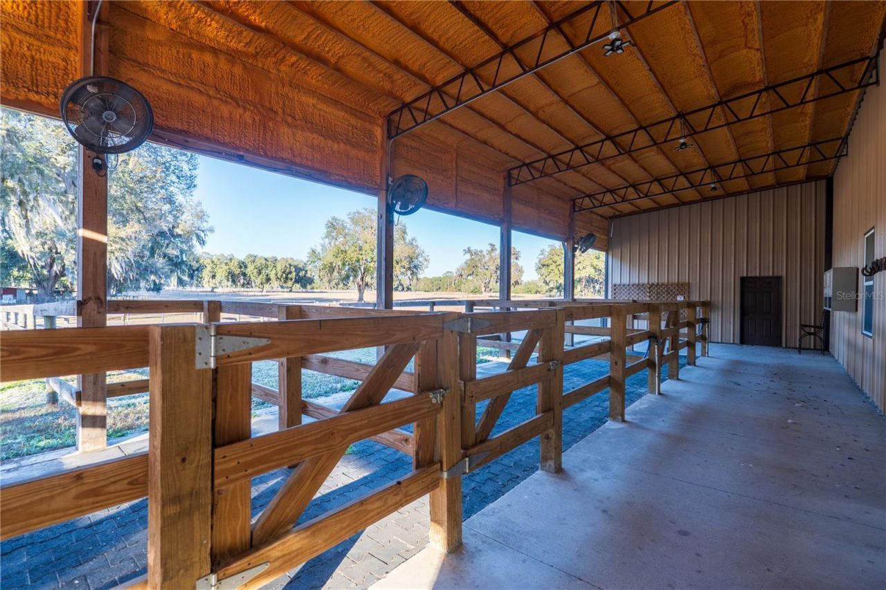 2051 SE 155th St, Summerfield, FL 34491 Photo