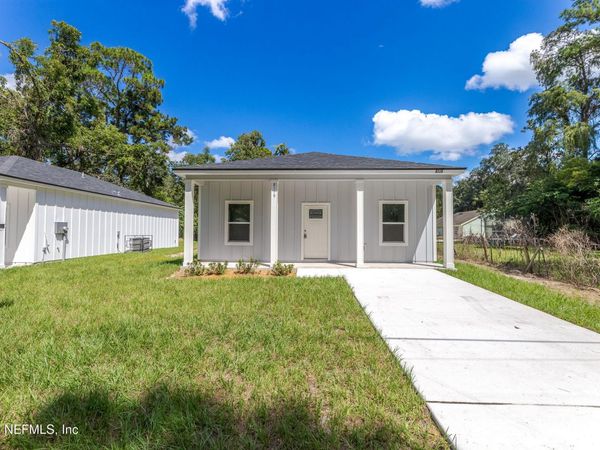 8119 SISKIN Avenue, Jacksonville, FL 32219