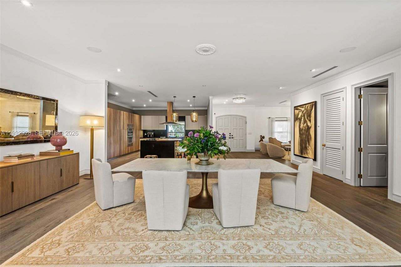 680 Buttonwood Ln , Miami, FL 33137 Photo