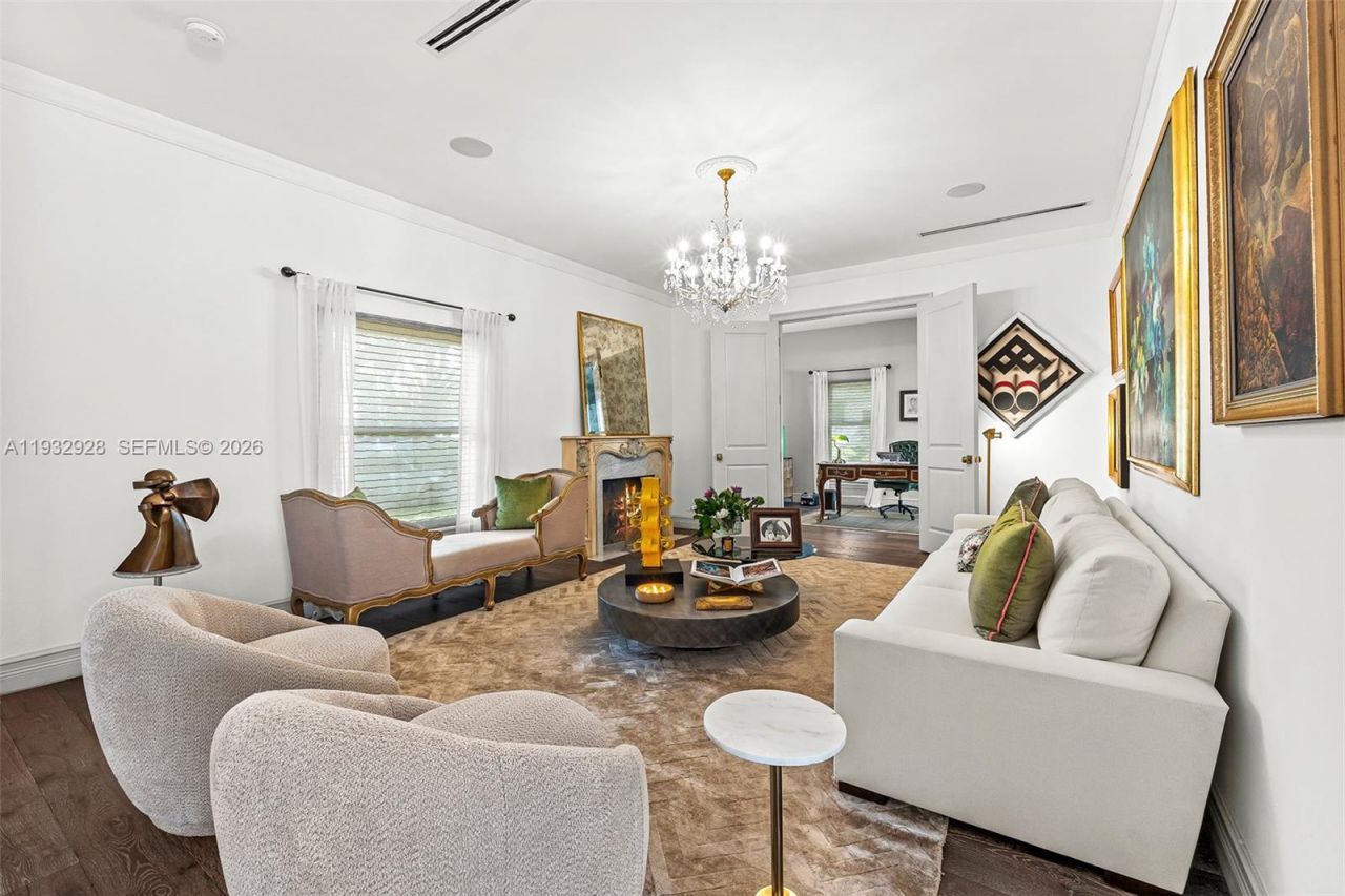 680 Buttonwood Ln , Miami, FL 33137 Photo