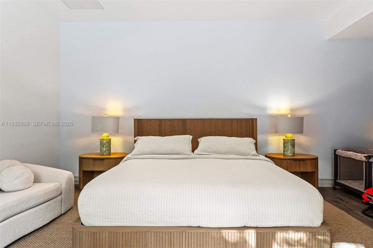 680 Buttonwood Ln , Miami, FL 33137 Photo