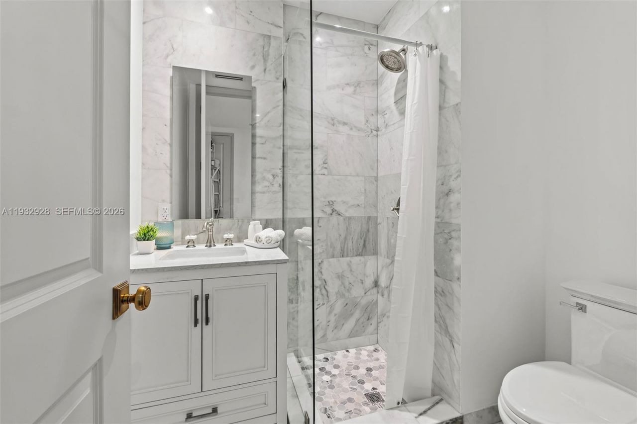 680 Buttonwood Ln , Miami, FL 33137 Photo