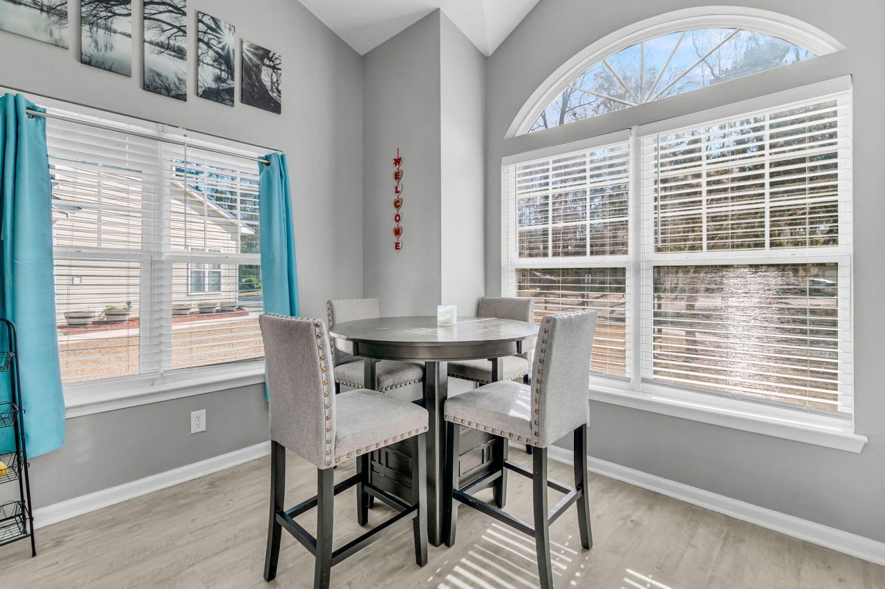 169 Grand Oaks Drive Photo 10