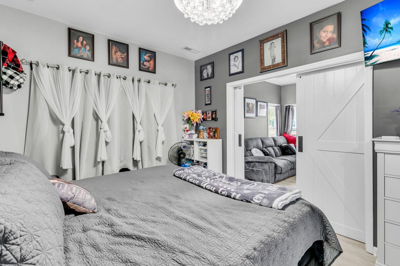 169 Grand Oaks Drive Photo 11