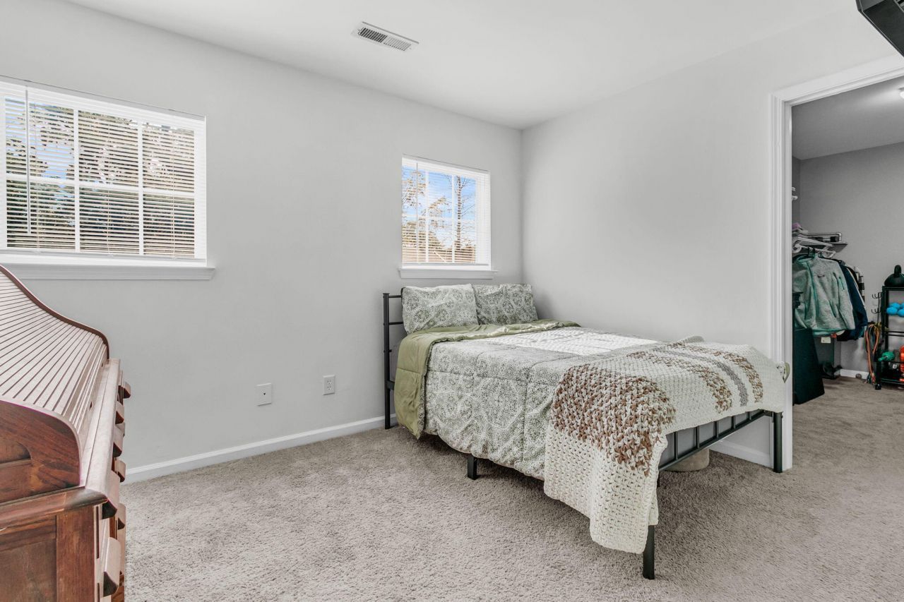 169 Grand Oaks Drive Photo 17