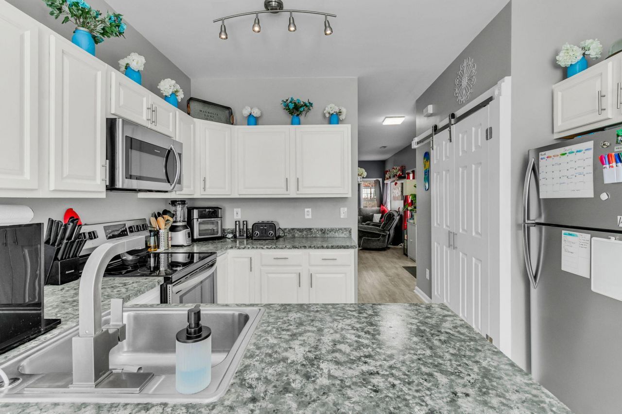 169 Grand Oaks Drive Photo 6