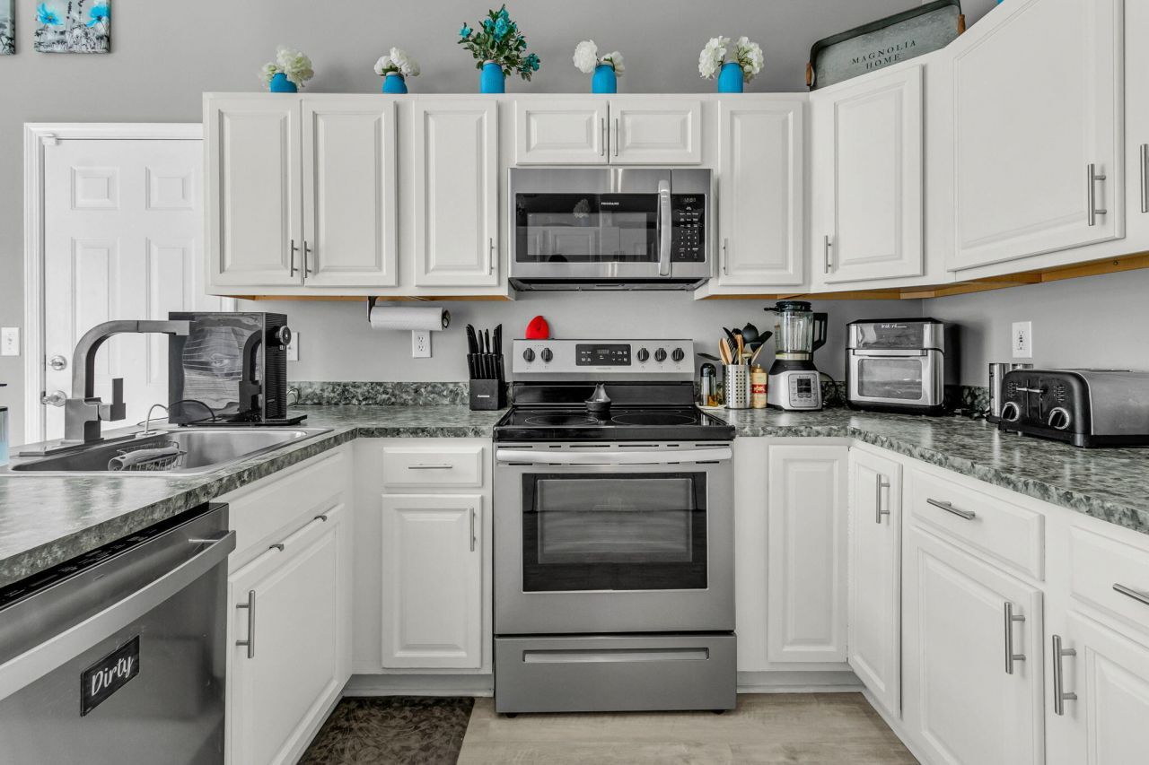 169 Grand Oaks Drive Photo 8