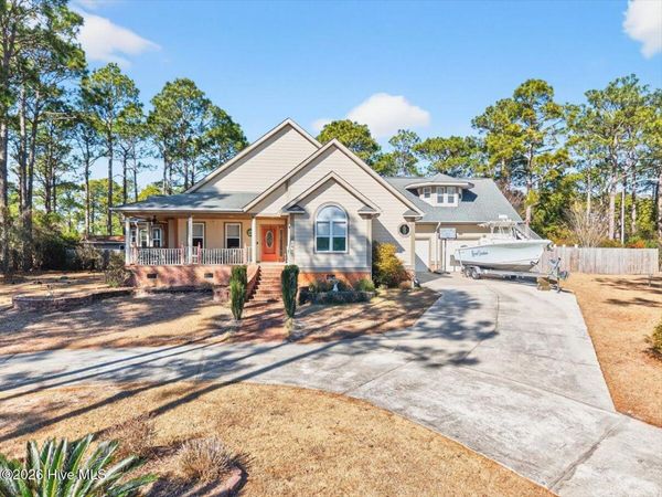 18 Brierwood Road SW, Shallotte, NC 28470