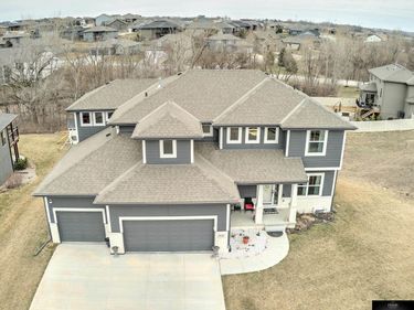 8636 N 169 Street, Bennington, NE 68007