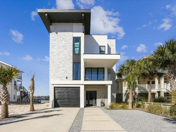 7348 Grand Navarre Blvd, Navarre Beach, FL 32566