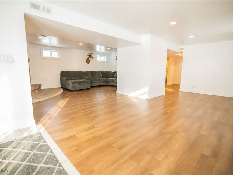 2053 Mcgill Road, Belpre, OH 45714 Photo 28