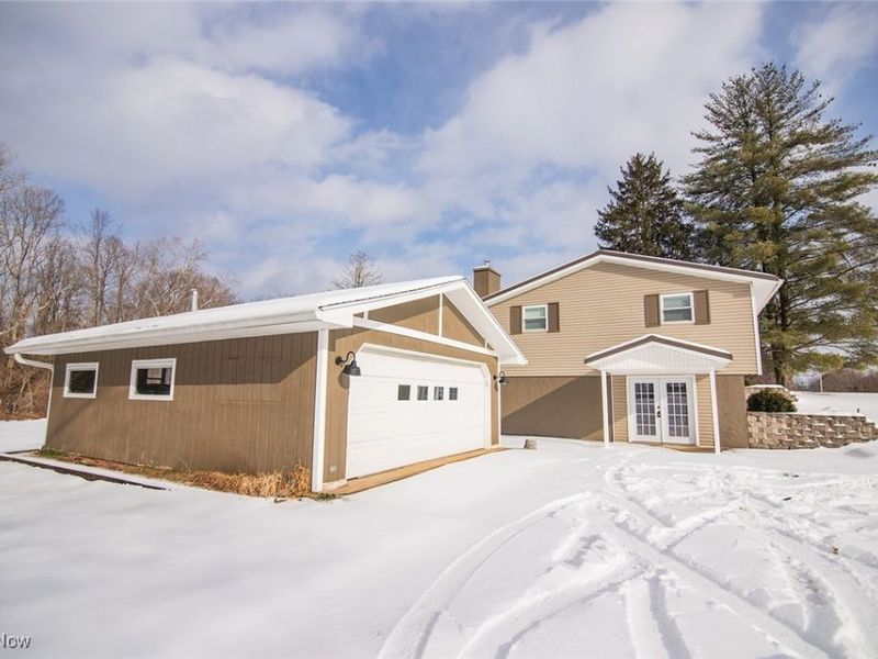 2053 Mcgill Road, Belpre, OH 45714 Photo 4