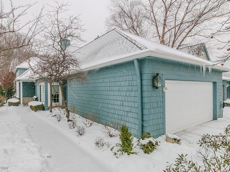 26 Haskell Drive, Bratenahl, OH 44108 Photo 3