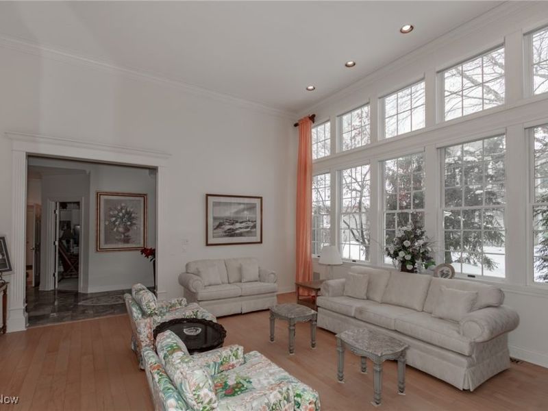 26 Haskell Drive, Bratenahl, OH 44108 Photo 4