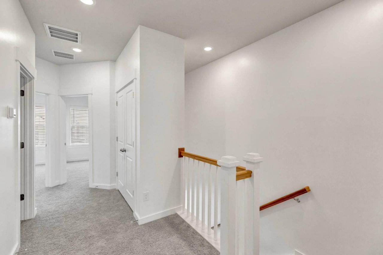 236 Somerset Acres Drive Photo 21