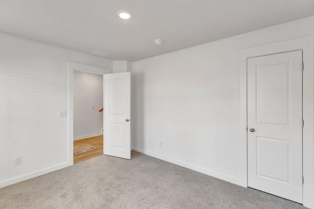 236 Somerset Acres Drive Photo 31