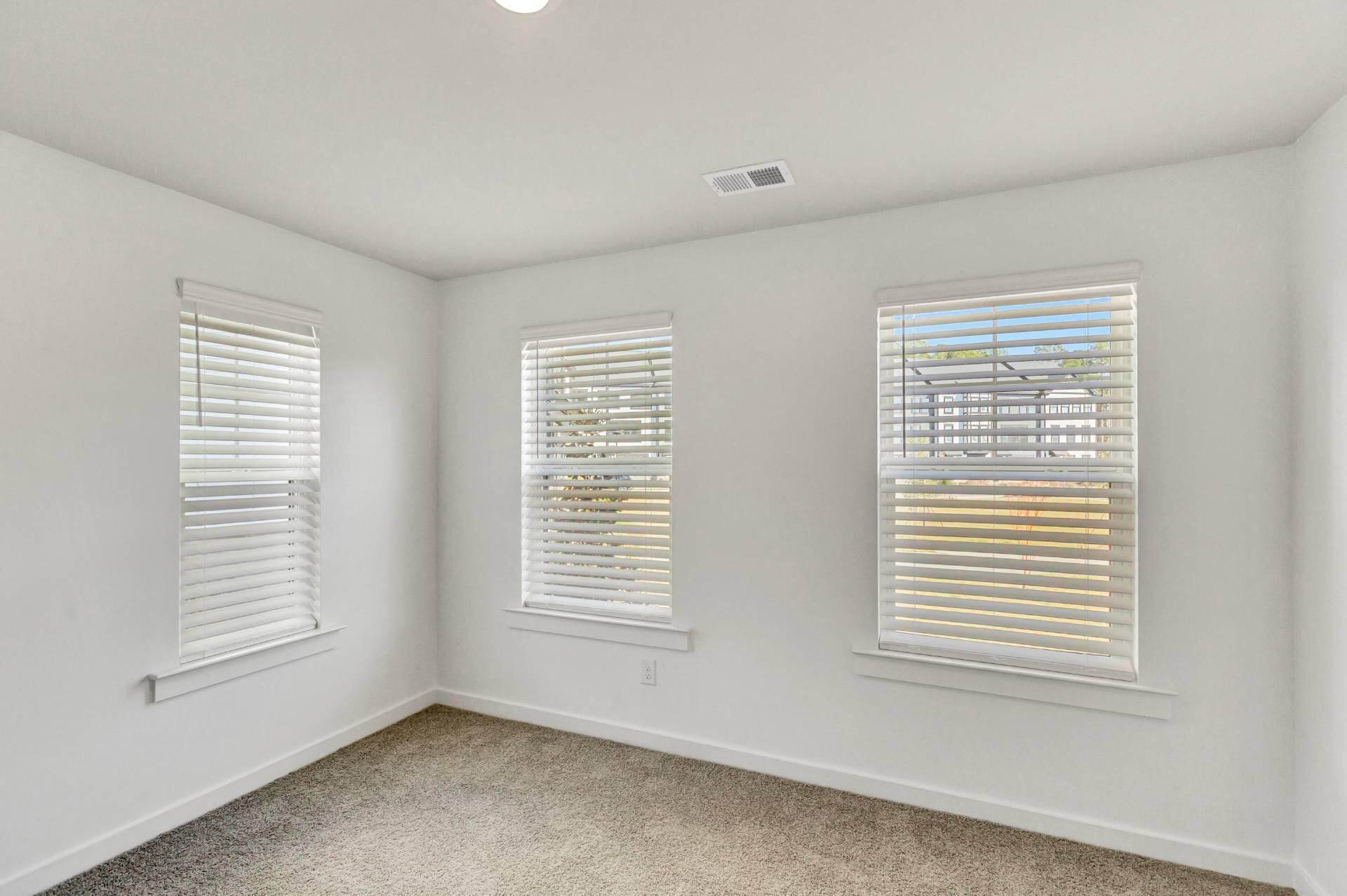 236 Somerset Acres Drive Photo 34