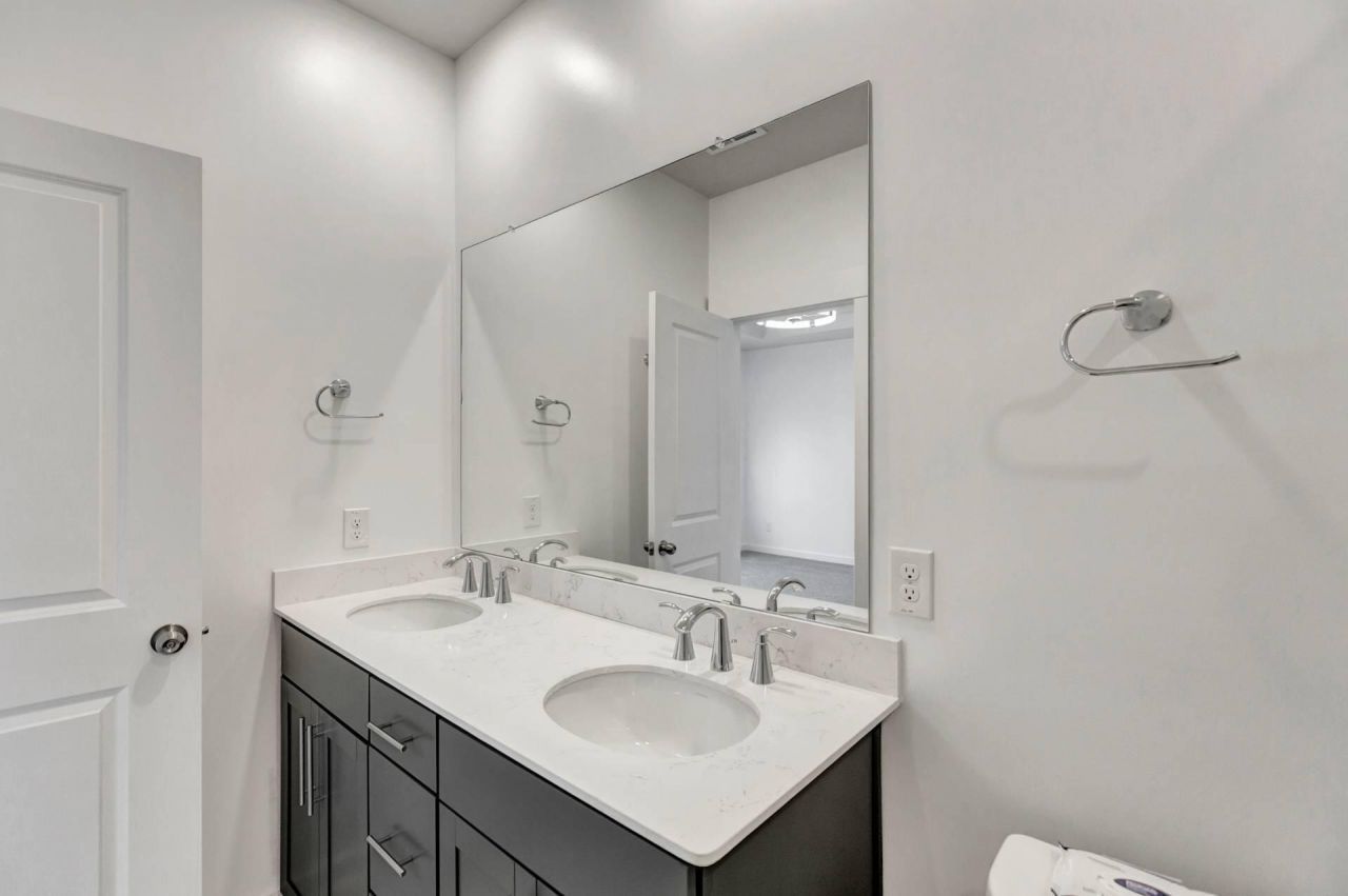 236 Somerset Acres Drive Photo 7