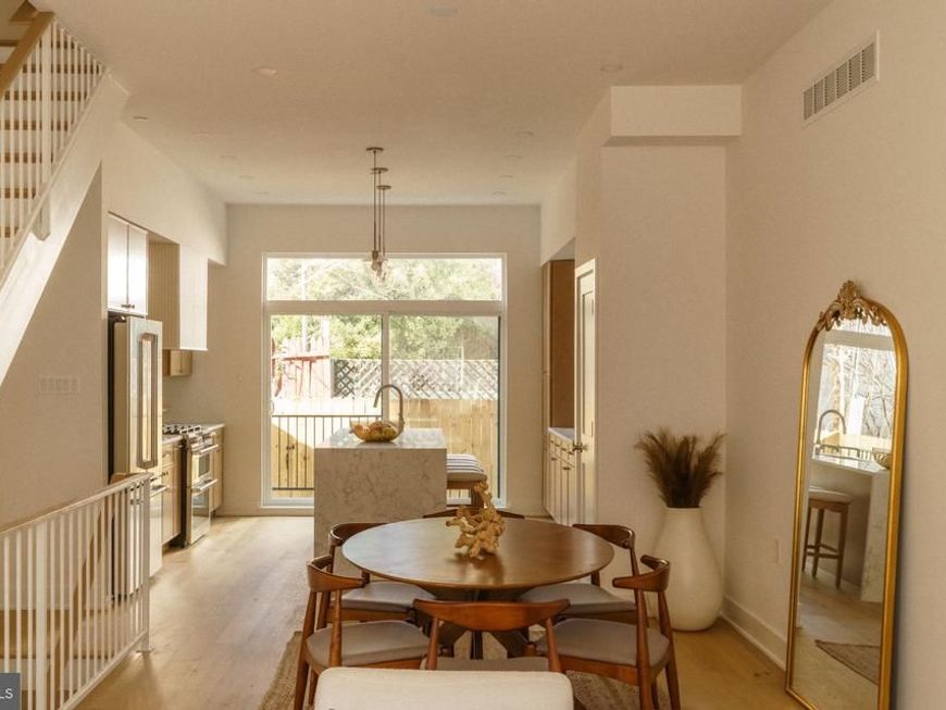 520 S 17th Street, Philadelphia, PA 19146 Main Photo