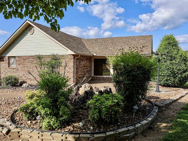 382 Riverview Drive, Mammoth Spring, AR 72554