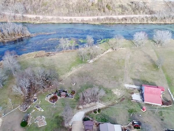 382 Riverview Drive, Mammoth Spring, AR 72554