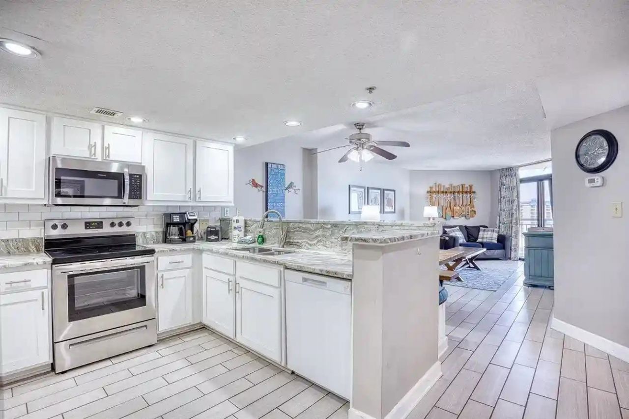 205 N 74th Ave. N Photo 10