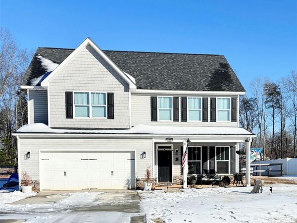 136 Mountain Island Drive, Statesville, NC 28677