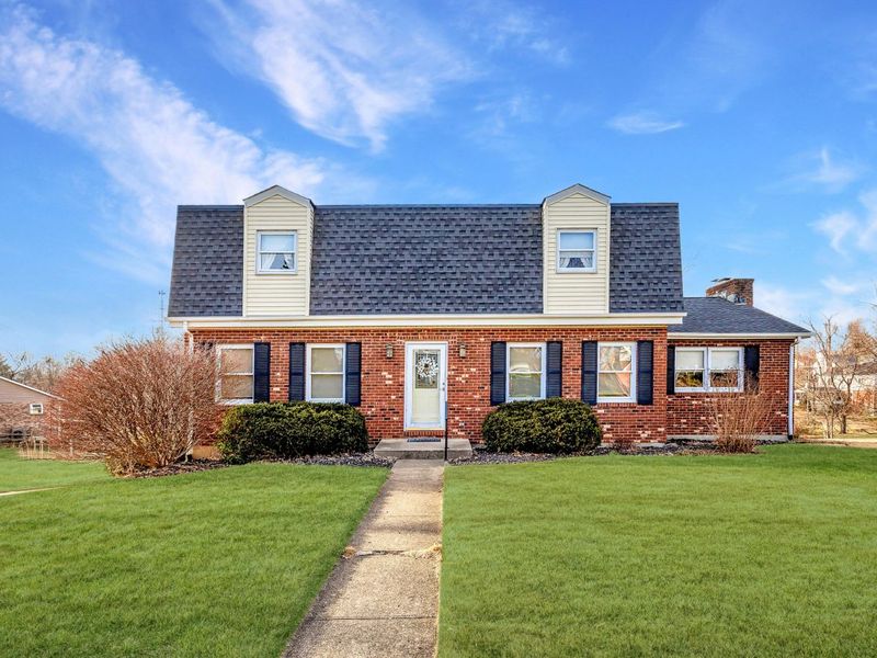 203 Buckingham Drive, Florence, KY 41042 Photo 1