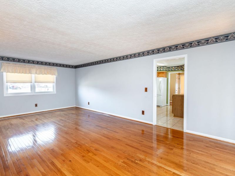 203 Buckingham Drive, Florence, KY 41042 Photo 14