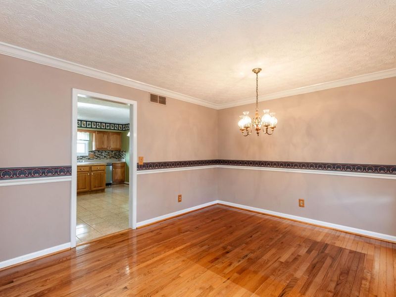 203 Buckingham Drive, Florence, KY 41042 Photo 7