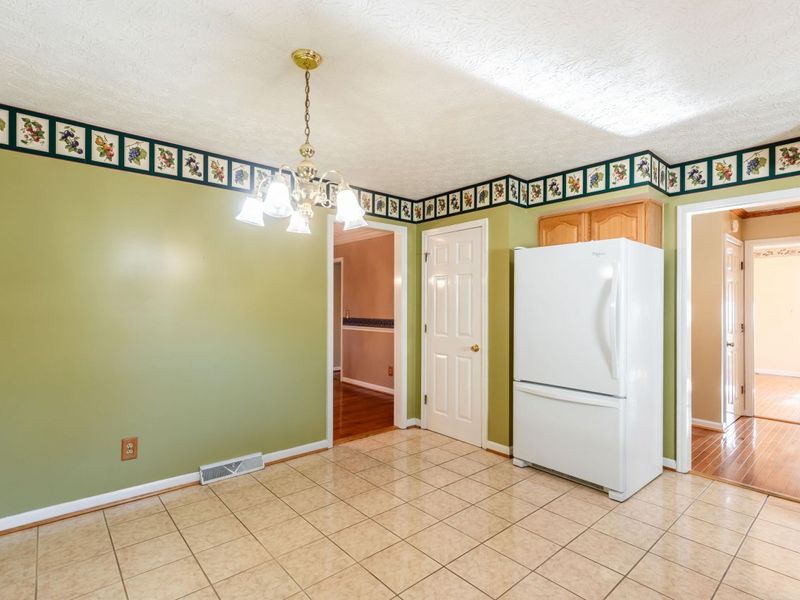 203 Buckingham Drive, Florence, KY 41042 Photo 9