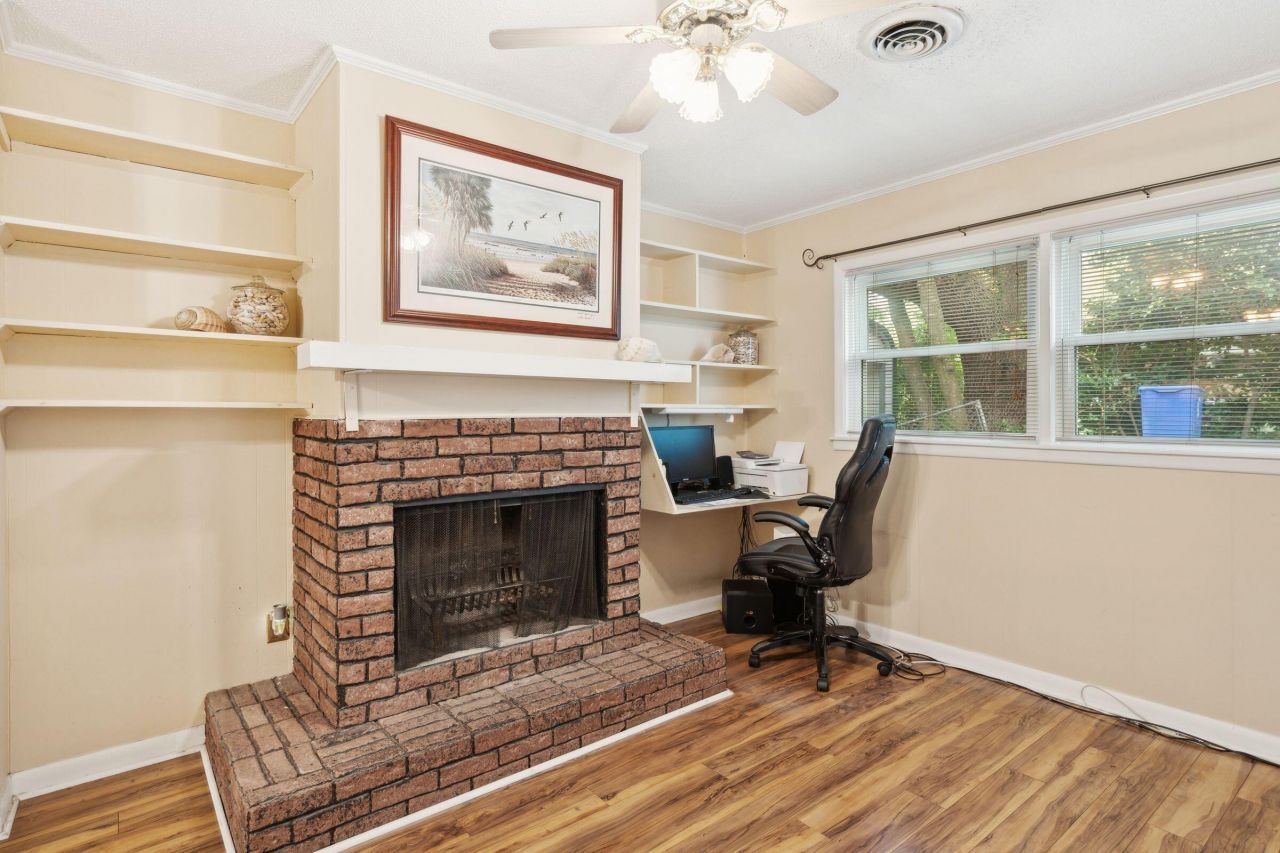 1764 Lady Ashley Street Photo 20